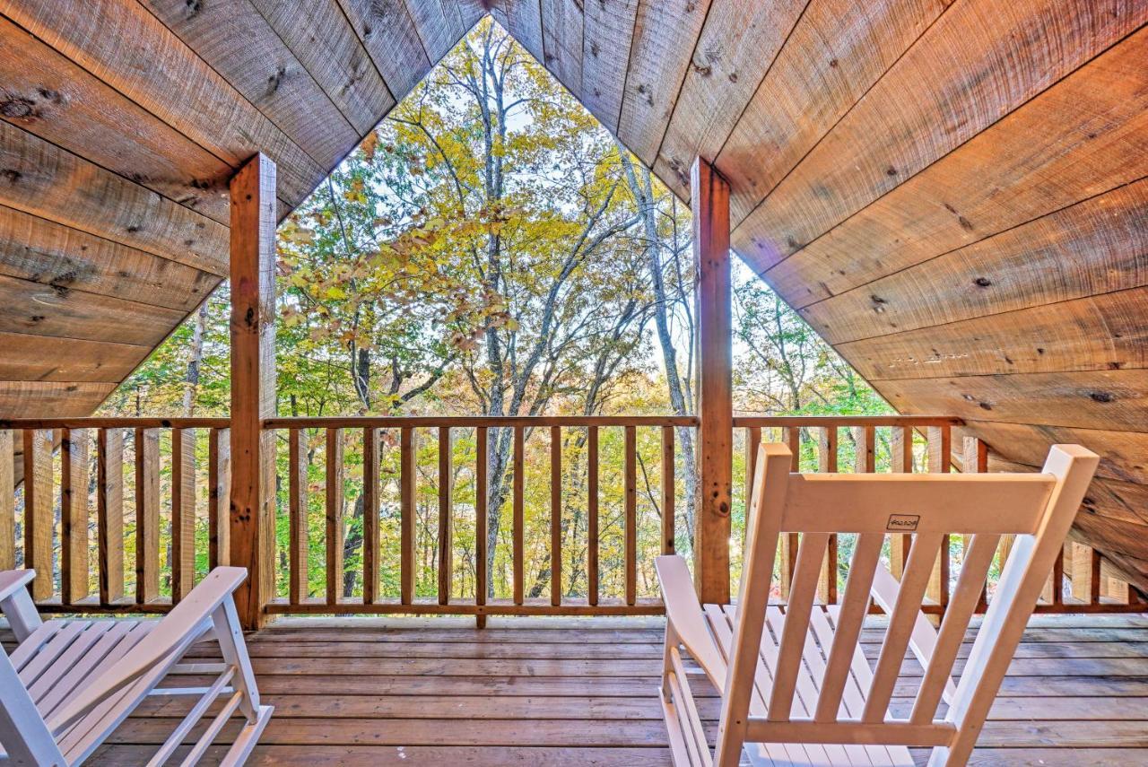 פיג'ן פורג' Grin N Bear It Cabin With Hot Tub And Fire Pit! מראה חיצוני תמונה