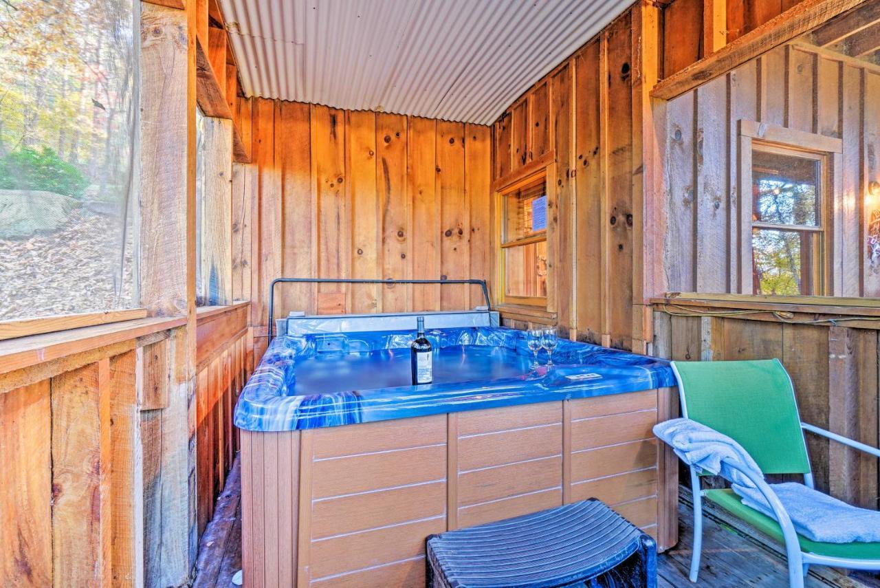 פיג'ן פורג' Grin N Bear It Cabin With Hot Tub And Fire Pit! מראה חיצוני תמונה