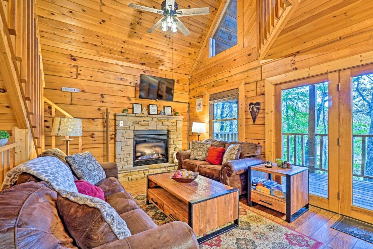 פיג'ן פורג' Grin N Bear It Cabin With Hot Tub And Fire Pit! מראה חיצוני תמונה